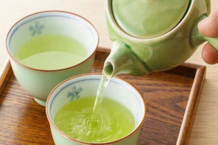 Uống trà giúp đẹp da, giảm cân và ngăn ngừa ung thư